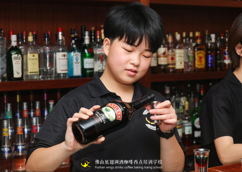 如何節(jié)約酒吧成本？